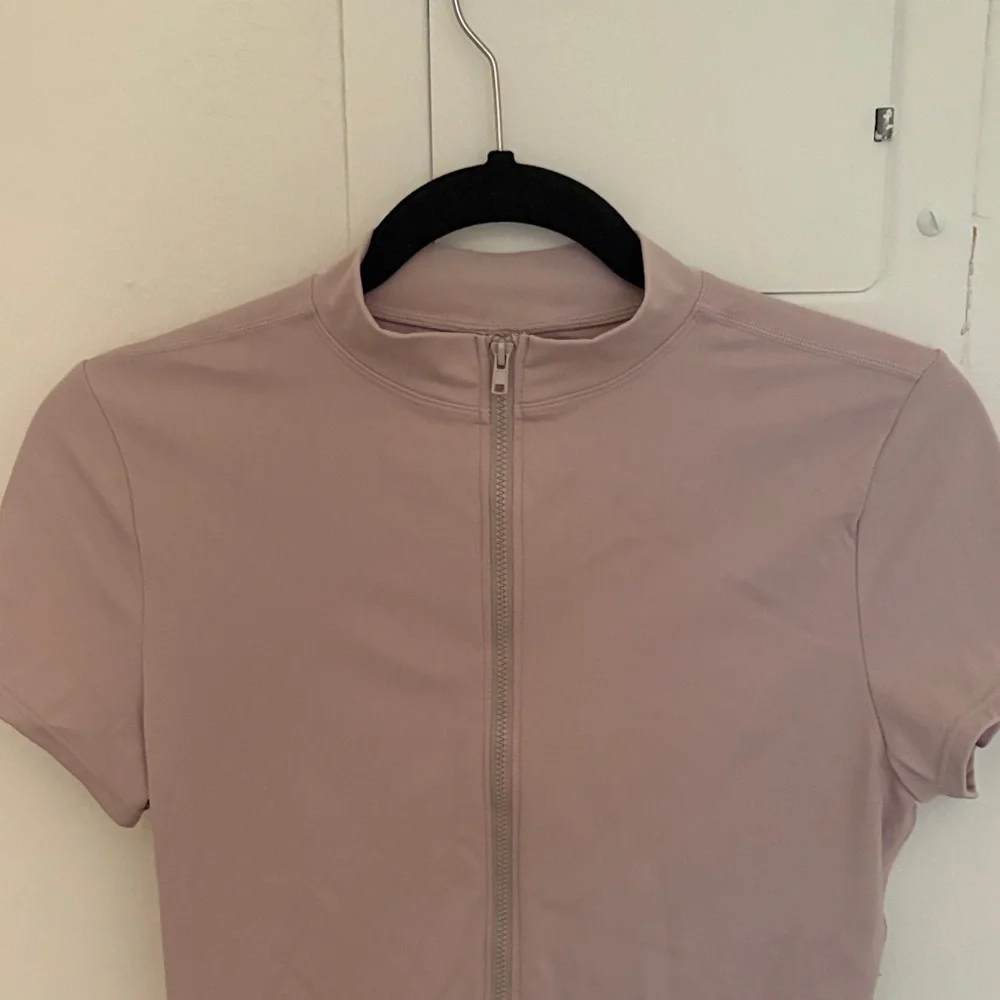 SET Active Beige Short Sleeve Romper - Picture 3 of 5